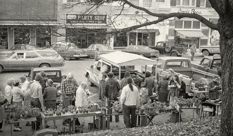 Archival photo of the Farmer's Market on the Downtown Square in Fayetteville, Arkansas